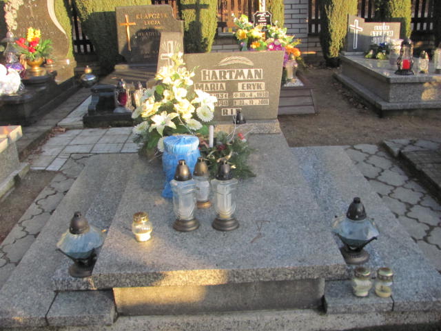 Grób Maria  Hartman